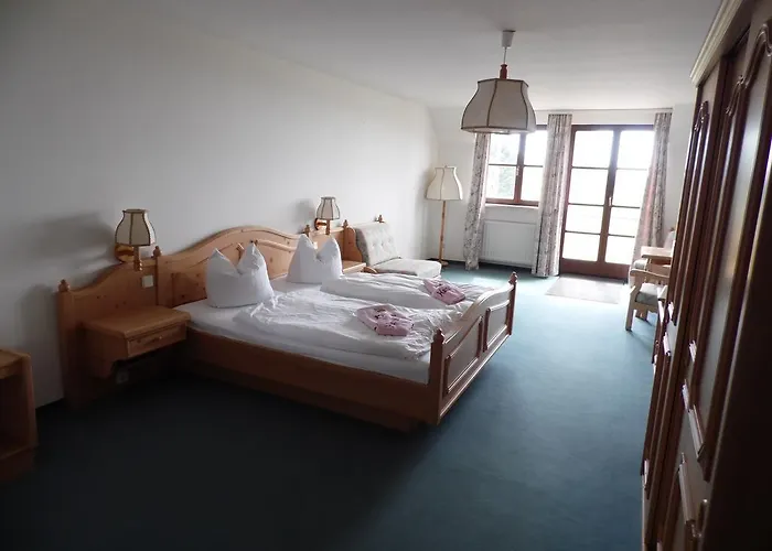 Hotel Berggasthof&hotel Kranich, Hinterrod 3*